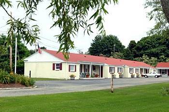 The Bay Willows Inn Middletown Bagian luar foto